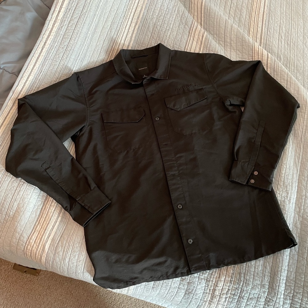 3 for 25$ Magpul Men’s Long Sleeved Workshirt size L